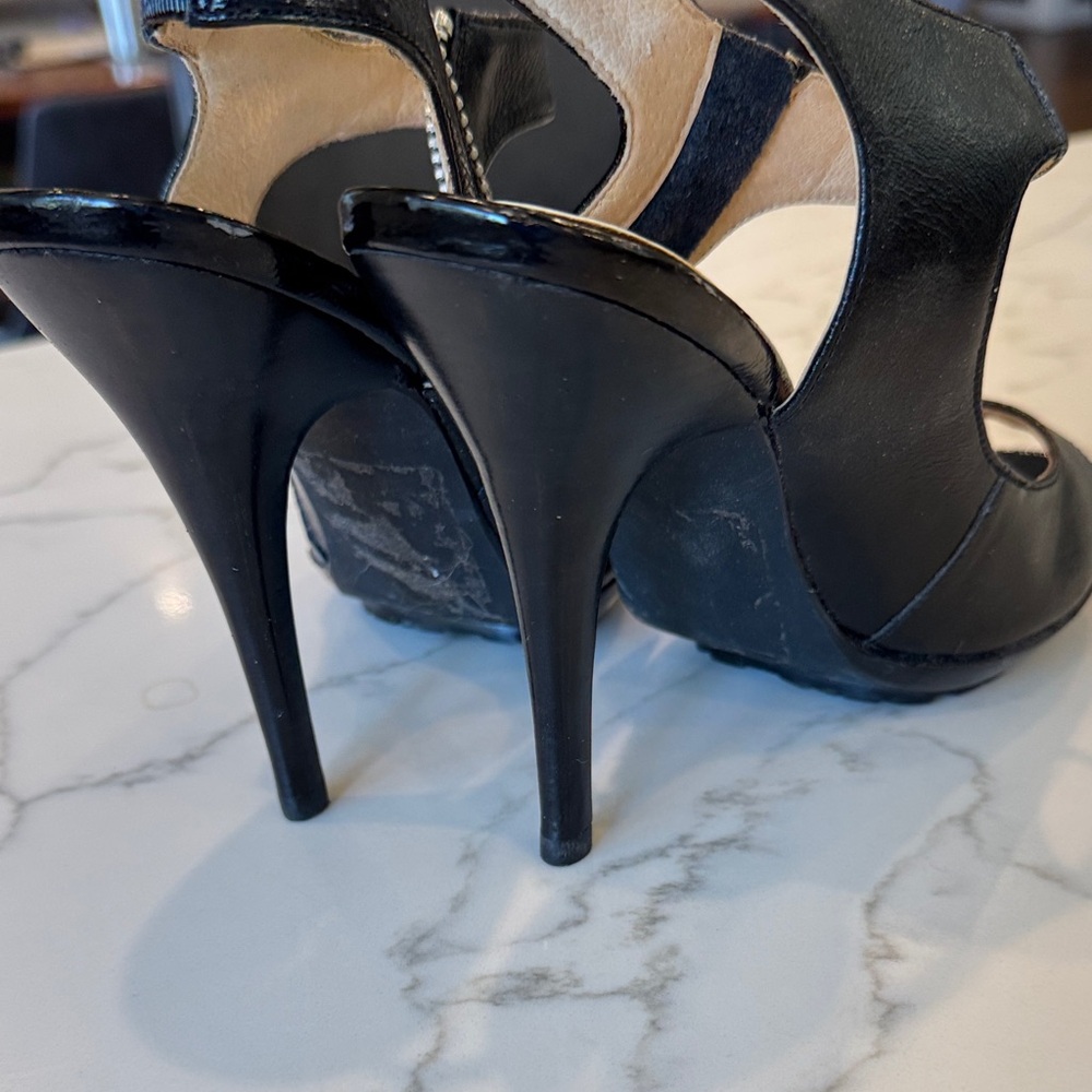 MICHAEL Michael Kors Black Zipper Heels - Picture 6 of 8
